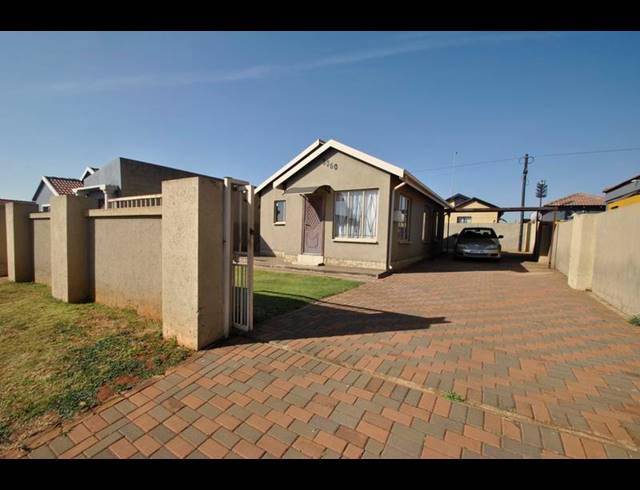 3 BEDROOM HOUSE FOR SALE IN DAWN PARK